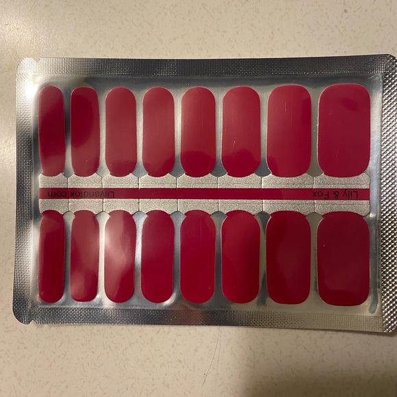 Mani Pedi Nail Polish Wrap Bundle New in Package - Picture 5 of 6